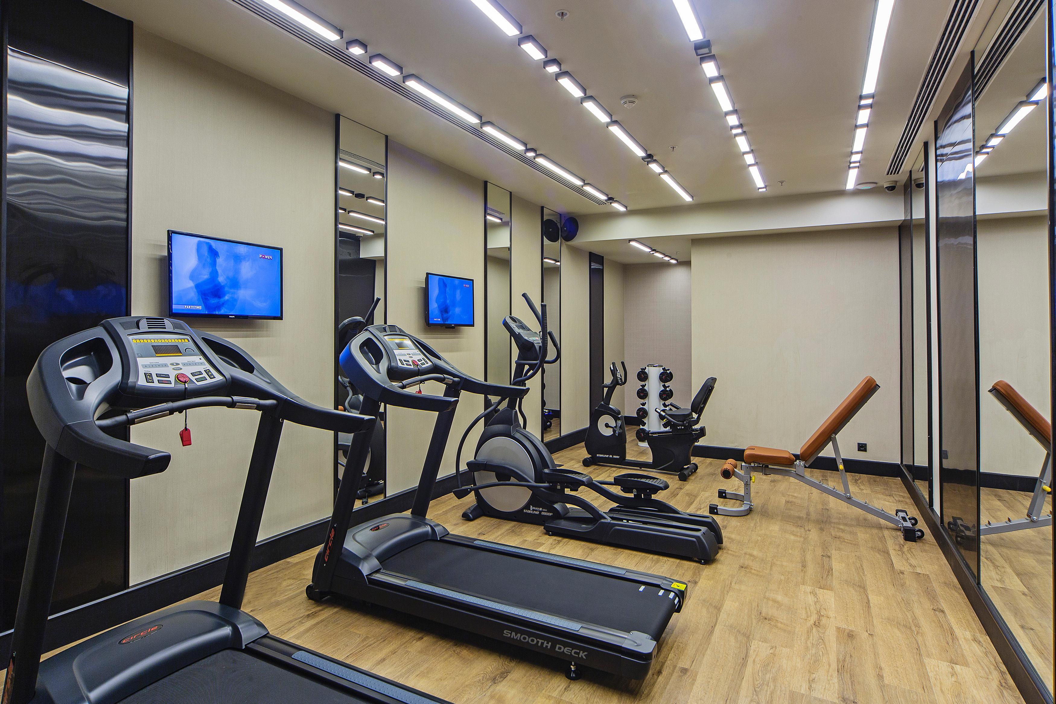 Arts Hotel Harbiye - Special Class Стамбул Экстерьер фото The gym at the hotel